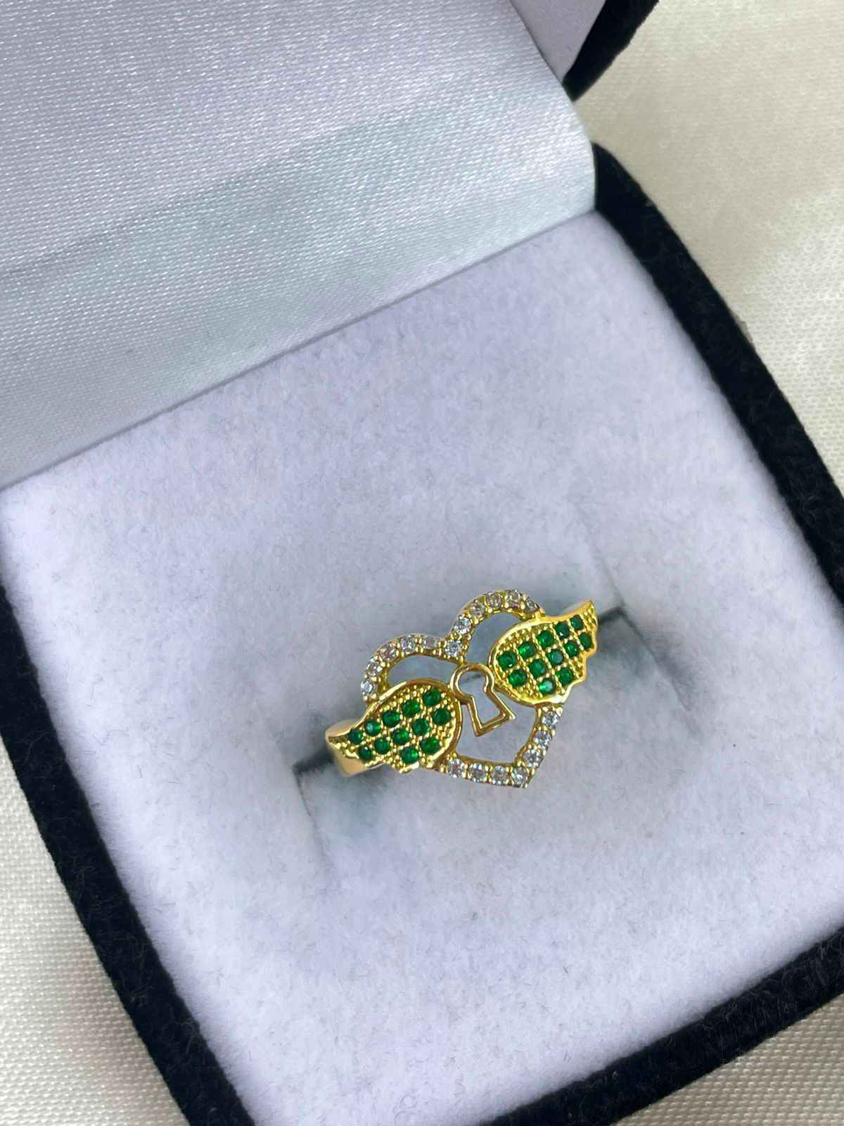 ANILLO LLAVE CORAZON CON ZIRCONES VERDES TALLA 6